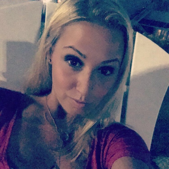 Meet your Posher, Susan - Picture 1 of 1